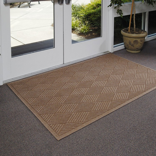 Protect Your Apartment Floors With WaterHog&nbsp;Mats
